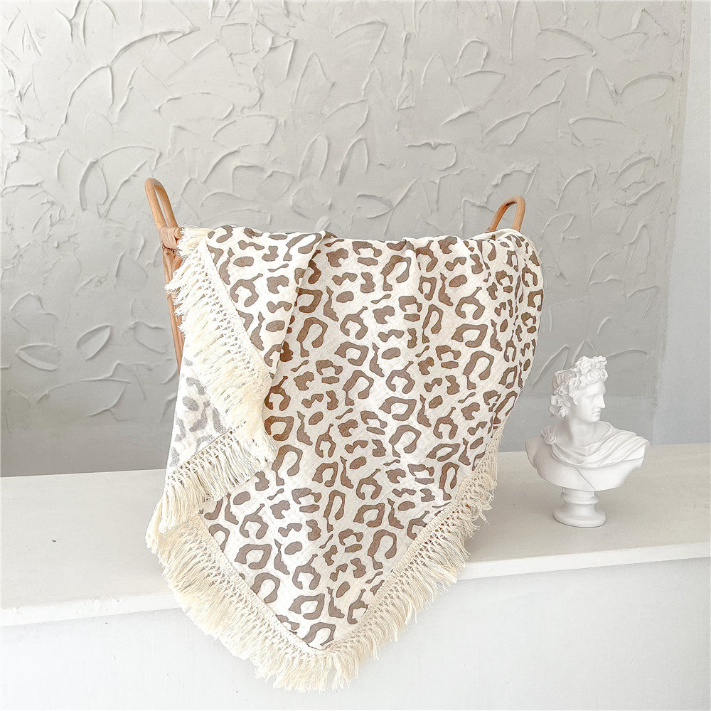 Couverture-Bebe-Mousseline-leopard