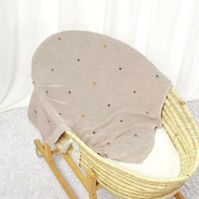 Couverture-Bebe-Tricot-Petits pompons-polyvalenteImage