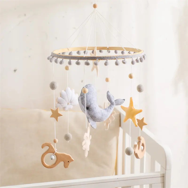 Mobile-Bebe-Monde-Marin-eveil-sens