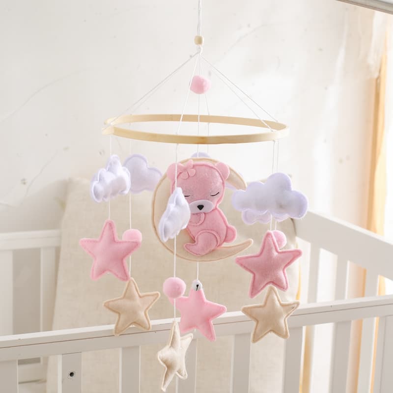 Mobile-Bebe-pour-lit-Animaux-bienfait-sensoriel