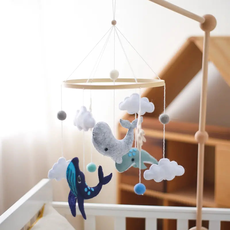 Mobile-Lit-bebe-Baleine-developpement