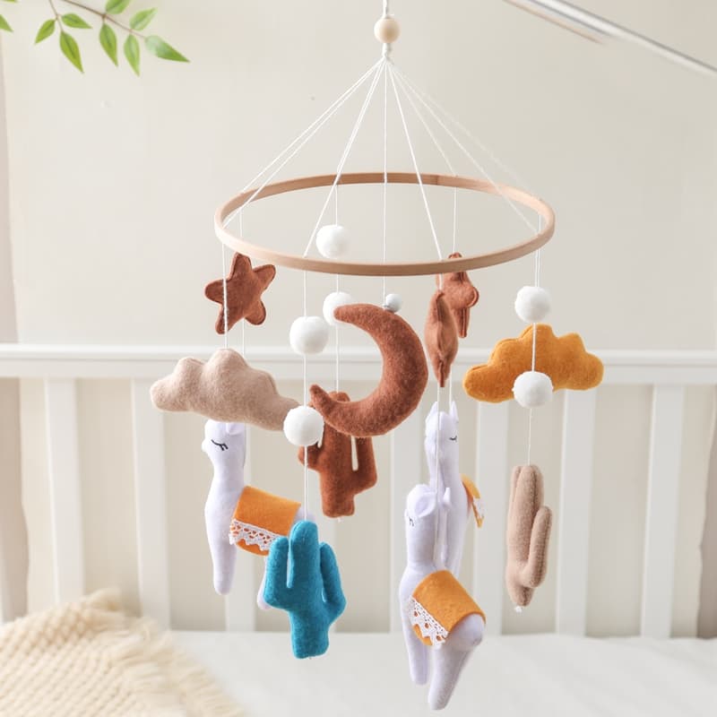 Mobile-bebe-pour-lit-Lama-nuit-sereine