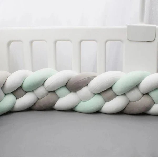 Tour-de-Lit-Tresse-Vert-Gris-Blanc-decoration