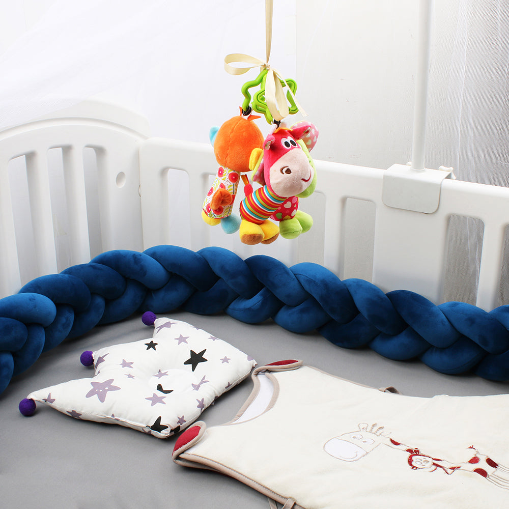 Tresse-de-Lit-Cabane-Bleu-Marine-ambiance-apaisante
