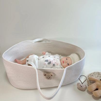 Couffin-Bebe-Blanc-Petit-Ours-Brun-tendresse