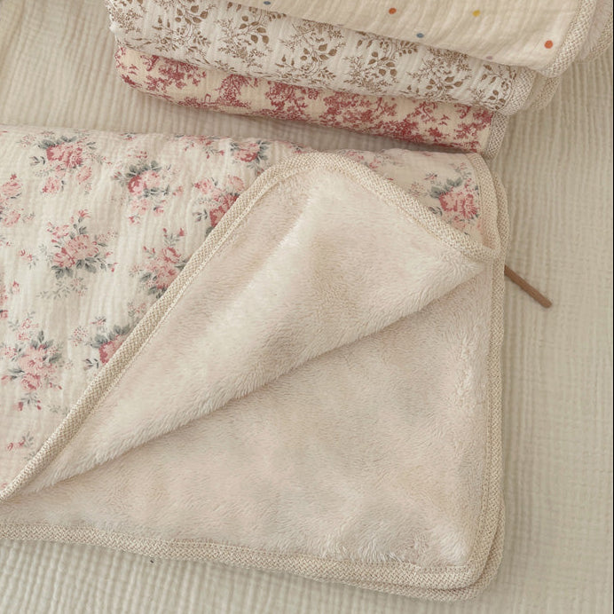 Couverture-bebe-Floral-douceur