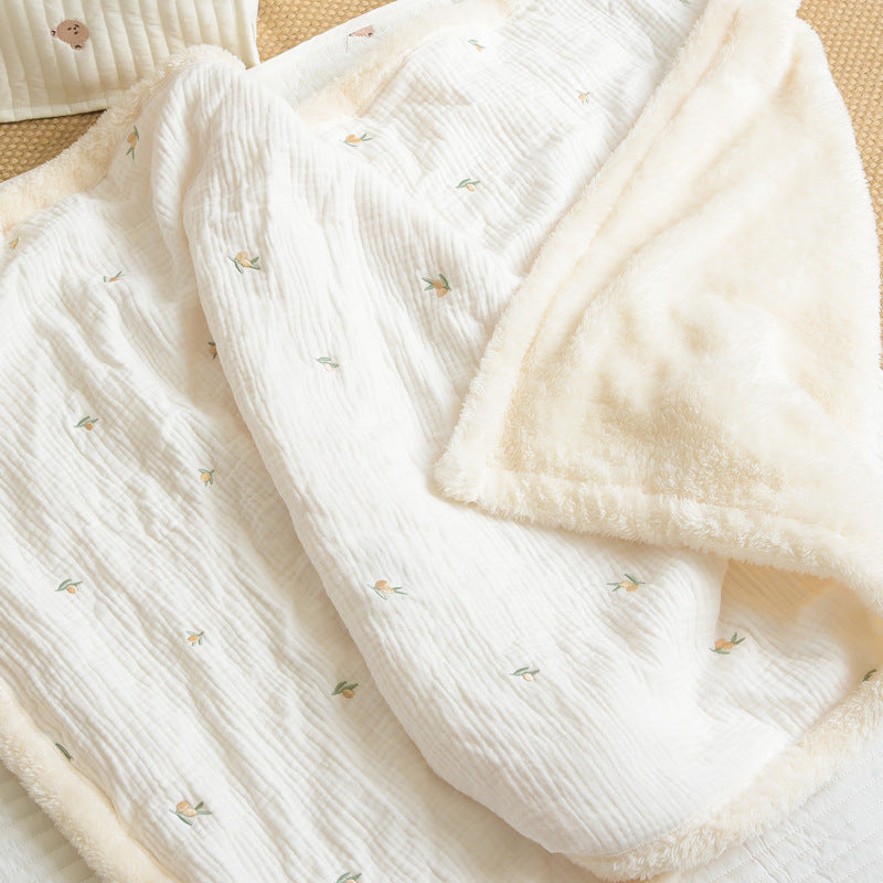 Couverture-en-polaire-bebe-cocon
