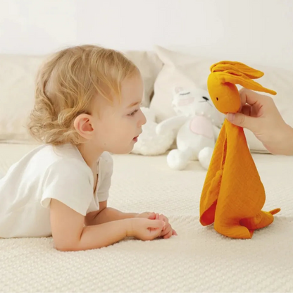 Doudou-Lapin-Mousseline-calme-profond