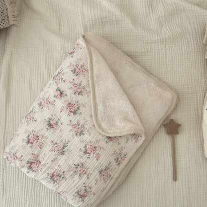 Couverture bébé - Floral | Douceur Polaire