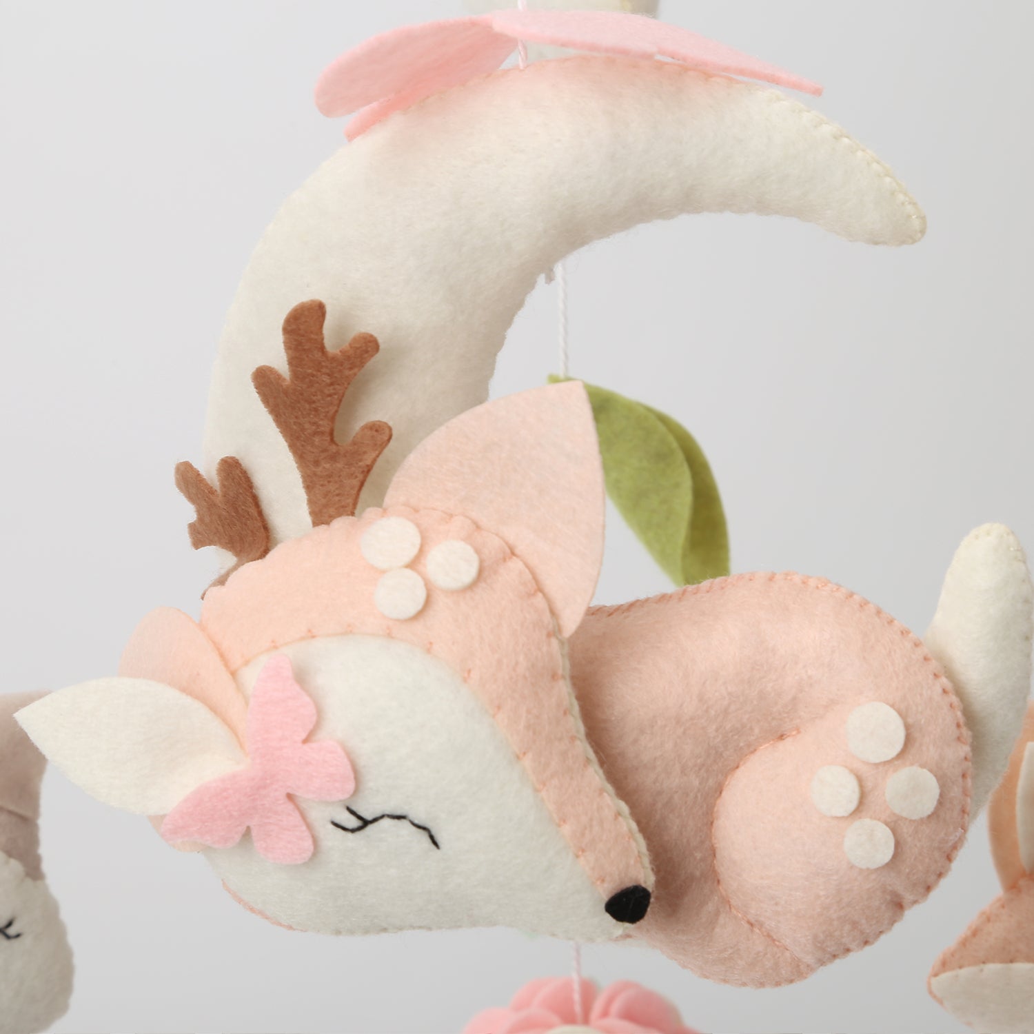 Mobile-lit-bebe-Foret-imagination