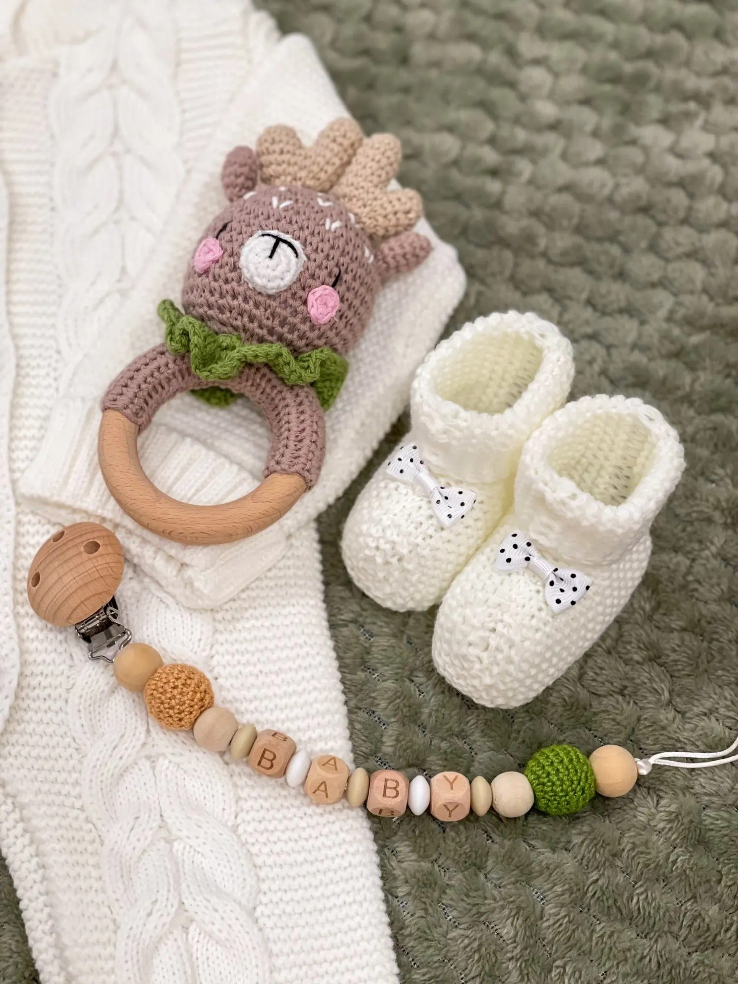 hochet-bebe-crochet-naissance