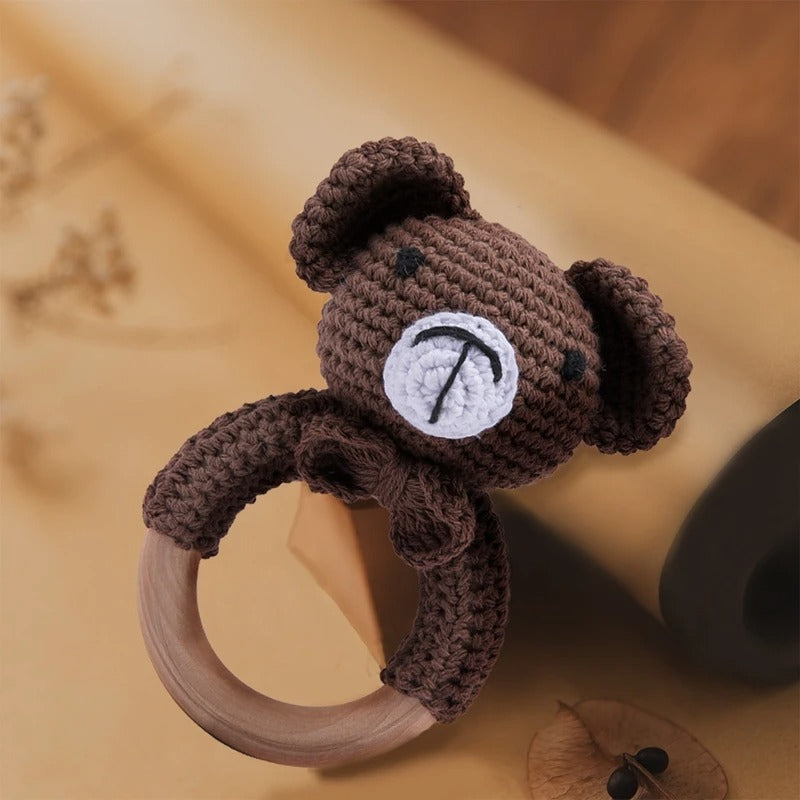 hochet-bebe-crochet-petit-ours-brun